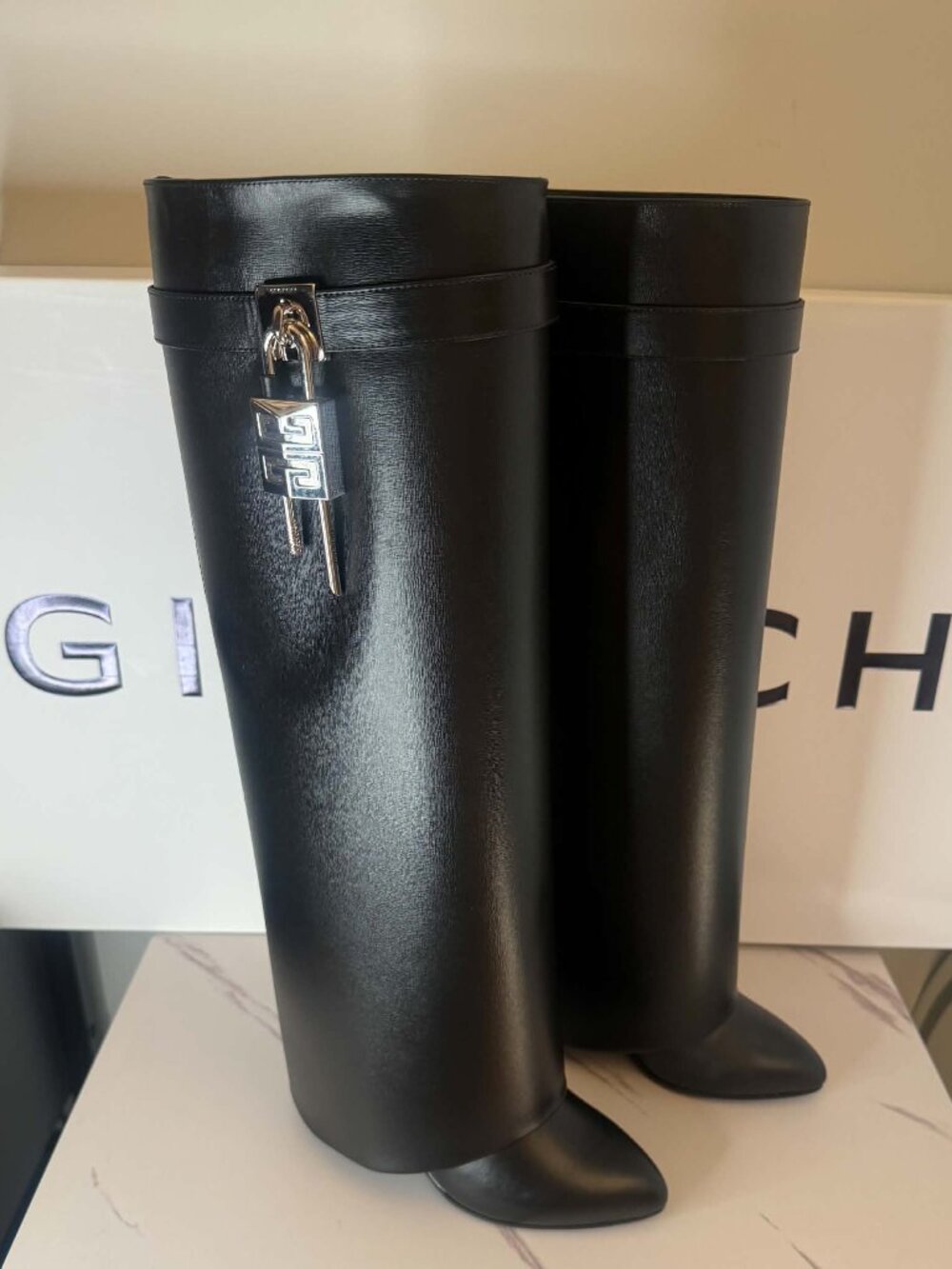 Givenchy Shark Lock Boot in Black EU 37 / US 7